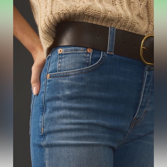 Closed Hi-Sun Crop Flare Jeans - Picture 4 of 16